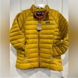 Patagonia Women’s L Large Down Sweater Puffer Jacket Yellow Cosmic Gold NWT